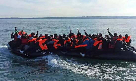 20 ألف مهاجر عبروا المانش نحو بريطانيا