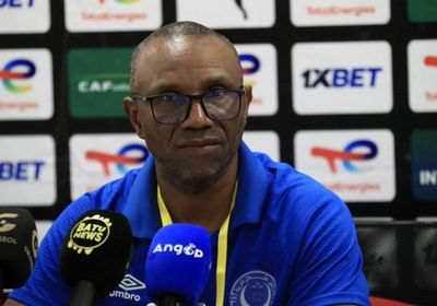 الهلال السوداني ينفصل عن المدرب إبينجي