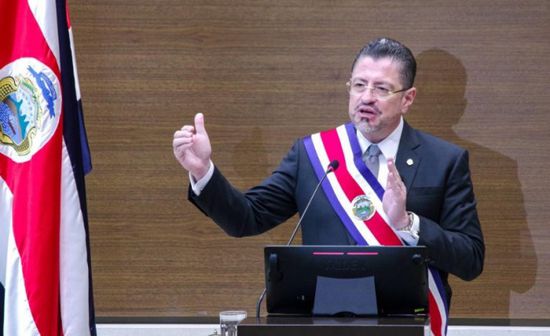 المحكمة تطلب رفع الحصانة عن رئيس كوستاريكا