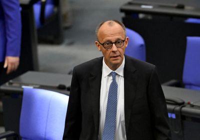 ميرتس يناقش مع زيلينسكي تدريب الأوكرانيين على صواريخ "توروس"