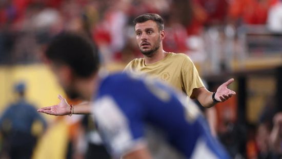 بورتو ينفصل عن مدربه أنسيلمي بعد الخروج من كأس العالم للأندية