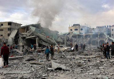 الدفاع المدني يعلن مقتل 14 فلسطينيًا بغارات إسرائيلية في غزة