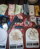 القبض على عصابة مسلحة تروج الحشيش في فوة