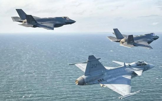 الخارجية الروسية تدين إعلان إستونيا استقبال طائرات مزودة بأسلحة نووية