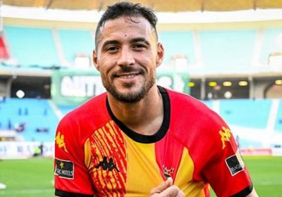 الإفراج عن يوسف بلايلي بعد توقيفه في مطار باريس إثر مشادة جوية