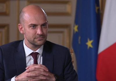 فرنسا تعتبر الضربات الإسرائيلية ضد إيران "مخالفة دولية"