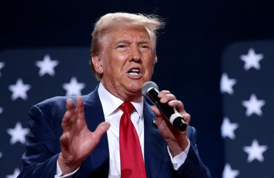 ترامب يعلن تراجع أعداد المهاجرين غير الشرعيين عبر الحدود