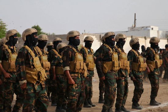 عرض عسكري بحفل تخرج الدفعة الثالثة "طوارئ" في أبين