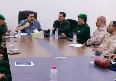 أمن عدن يناقش ضوابط استخدام كاميرات المراقبة ورفع الجاهزية