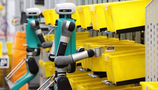 "أمازون" تصل إلى مليون روبوت في مستودعاتها حول العالم