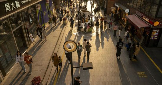 تباطؤ نمو قطاع الخدمات الصيني بأكثر من المتوقع في يونيو