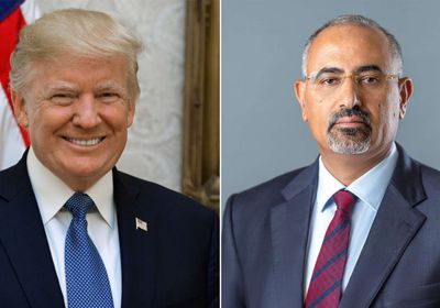 الرئيس الزُبيدي يهنئ الرئيس الأمريكي بذكرى استقلال بلاده
