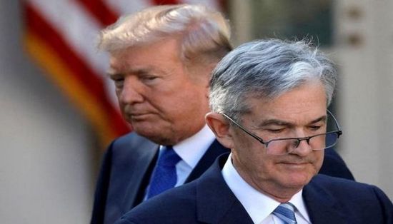 باول يتجاهل انتقادات ترامب ويحذر من الوضع المالي الأمريكي