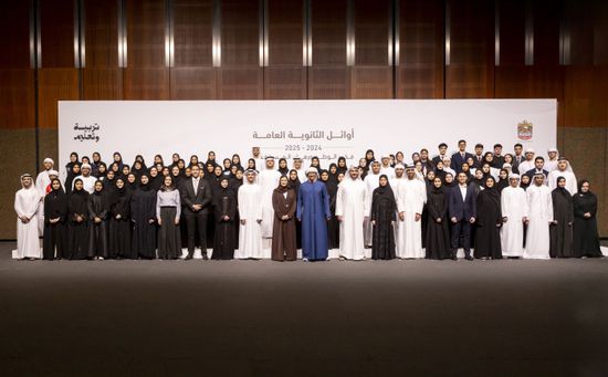 عبدالله بن زايد: أوائل الثانوية العامة مصدر فخر واعتزاز