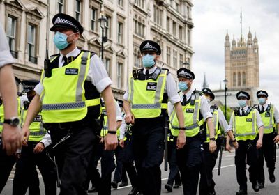 لندن ترحب بتشديد الشرطة الفرنسية إجراءاتها