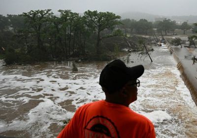 مقتل 24 شخصاً وفقدان أكثر من 20 طفلة جراء الفيضانات في تكساس