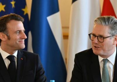 القمة الفرنسية البريطانية تبحث في قضية الهجرة الشائكة