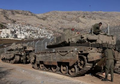 الجيش الإسرائيلي يدمر مواقع لنظام الأسد في جبل الشيخ