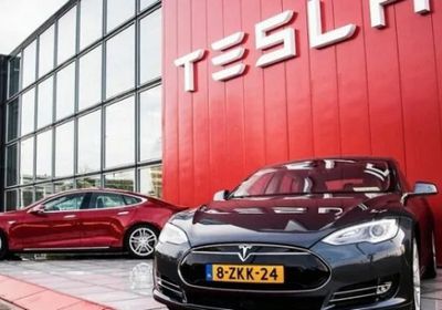 "تسلا" تُسجل ثاني انخفاض فصلي في التسليمات