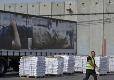 حماس تكشف حقيقة صلتها بهجوم استهدف موظفي إغاثة أمريكيين