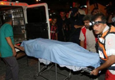 مقتل فلسطينيين وإصابة آخرين بقصف إسرائيلي بمخيم البريج