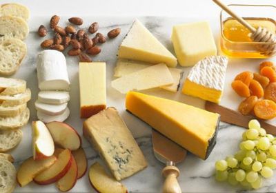    احذر من تناول منتجات الأجبان والألبان قبل النوم