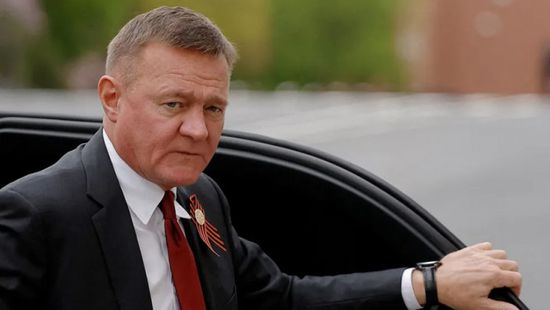 بعد ساعات من إقالته.. انتحار وزير النقل الروسي داخل سيارته