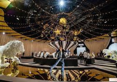 شانيل تستعرض أحدث مجموعاتها من الأزياء الراقية في باريس