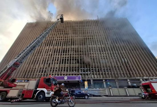 استعدادًا لتشييعها.. أسر ضحايا "سنترال رمسيس" يتسلمون جثامين ذويهم