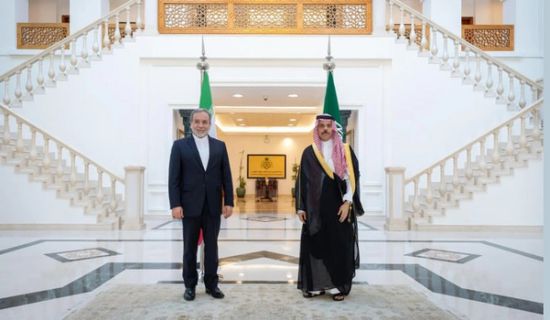 وزير الخارجية السعودي يبحث مع نظيره الإيراني التطورات في المنطقة