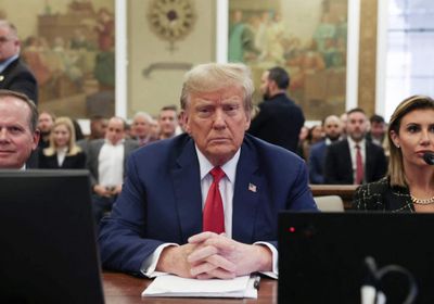 محكمة تسمح لترامب بمواصلة تسريح الموظفين