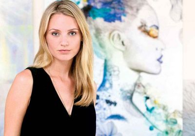 فنانة ألمانية تتهم مها الصغير بسرقة لوحاتها