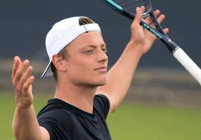 إصابة في المرفق تجبر فان ريتهوفن على الاعتزال في سن 28