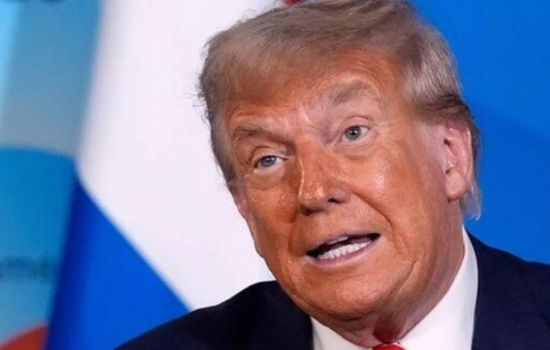 ترامب: ندرس تسهيل التوصل لتسوية سلمية في السودان وليبيا