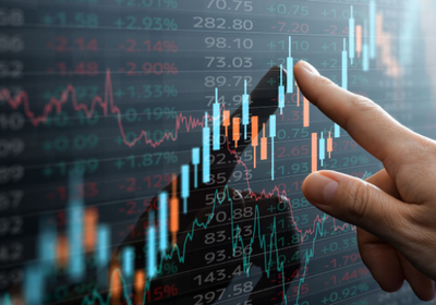 ارتفاع المؤشرات الصينية مدعومًا بأسهم العقارات وتوقعات التحفيز