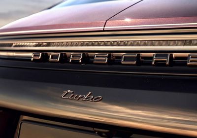 "بورشه" تسجل انخفاضًا في المبيعات العالمية بالنصف الأول