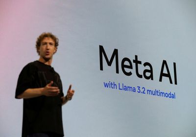 "ميتا" تستقطب خبيرًا في الذكاء الاصطناعي من "آبل"