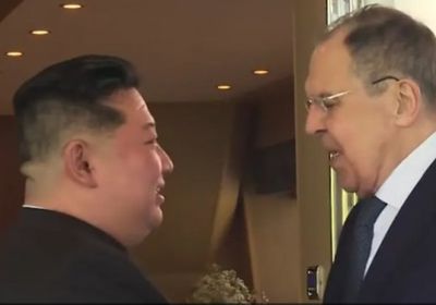 رئيس كوريا الشمالية يستقبل وزير الخارجية الروسي في وونسان