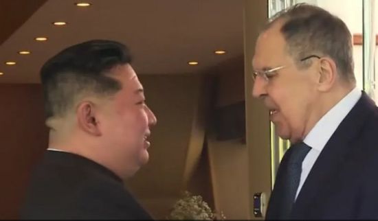 رئيس كوريا الشمالية يستقبل وزير الخارجية الروسي في وونسان