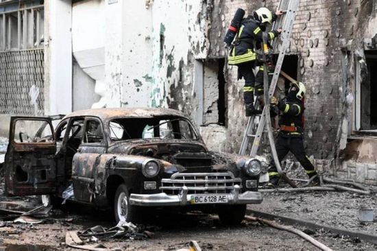 زيلينسكي: روسيا هاجمت أوكرانيا الليلة الماضية بـ597 مسيّرة