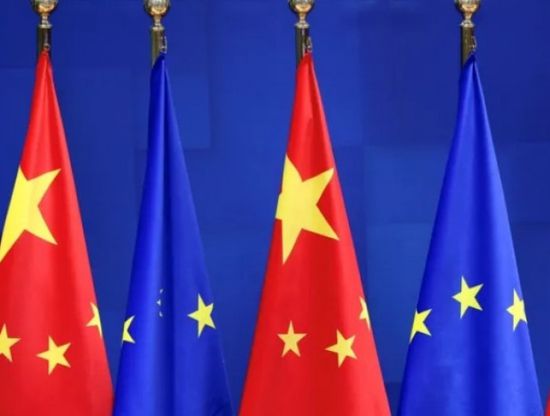 بكين تنتقد الاتحاد الأوروبي وتطالبه بتغيير "عقليته" تجاه الصين