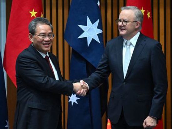 الصين وأستراليا تعمقان العلاقات التجارية
