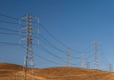 تزايد الضغط على شبكات الكهرباء الأمريكية مع ازدهار مراكز البيانات