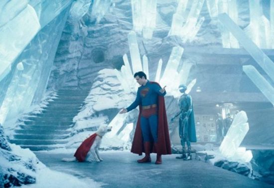 فيلم سوبرمان يحقق إيرادات 122 مليون دولار