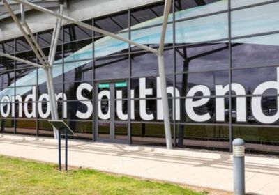 تحطم طائرة صغيرة يوقف أنشطة مطار لندن ساوثيند