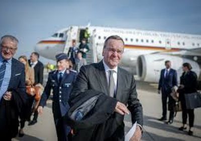 وزير دفاع ألمانيا يزور أمريكا