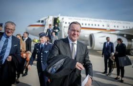 وزير دفاع ألمانيا يزور أمريكا