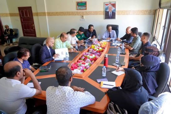 تحذير رسمي من نتائج كارثية لتدفق المهاجرين إلى شبوة