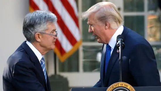ترامب ينتقد الفيدرالي ويدعو إلى خفض فوري للفائدة