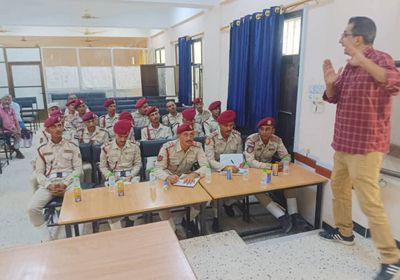 المعهد التقني بالمعلا يقدم محاضرات بالأمن السيبراني لطلبة الكلية الحربية